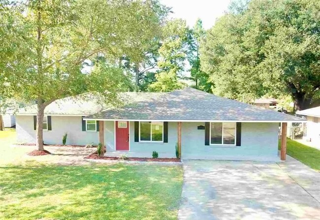 7993 Greenlea Dr in Baton Rouge, LA - Building Photo - Building Photo