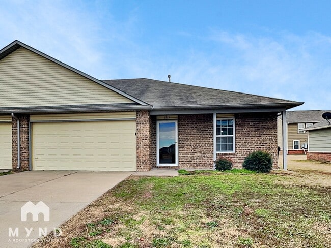 property at 3515 E Fairmont St