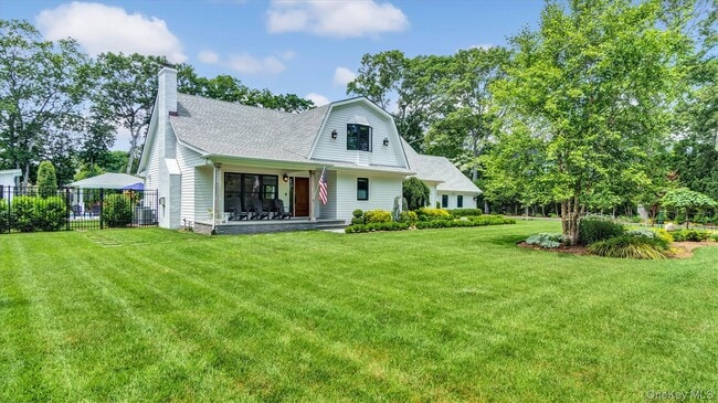 99 Beach Rd in Westhampton Beach, NY - Building Photo - Building Photo