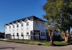 2615 Campbell St in Houston, TX - Building Photo