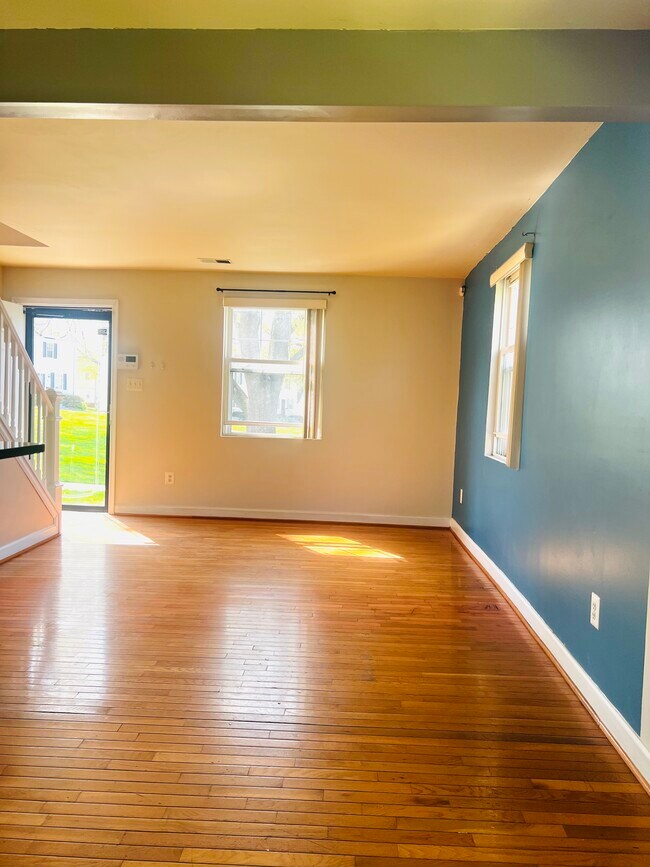 6900 Hawthorne St, Unit Hawthorne in Landover, MD - Building Photo - Building Photo