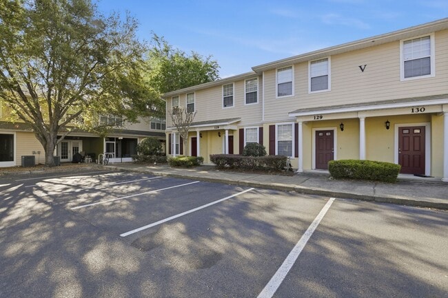 property at 2508 SW 35th Pl