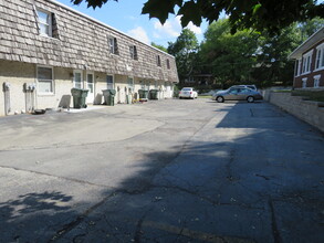 101 Nicholson St in Joliet, IL - Building Photo - Building Photo