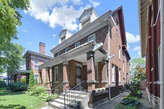 84 N Monroe Ave in Columbus, OH - Building Photo - Building Photo