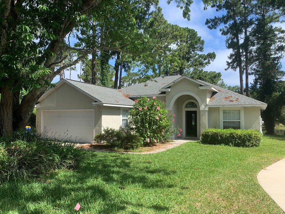 1022 Isle of Palms Ln in Fernandina Beach, FL - Building Photo