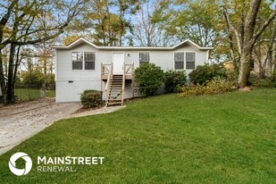 1704 Brewster Rd in Birmingham, AL - Building Photo