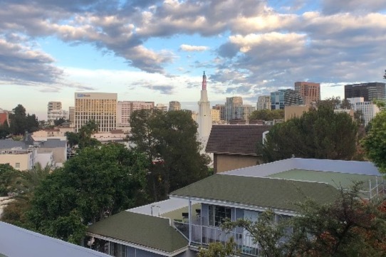 901 Levering, Inc in Los Angeles, CA - Foto de edificio