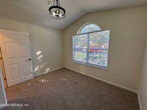 8038 Timber Point Dr in Jacksonville, FL - Building Photo - Building Photo