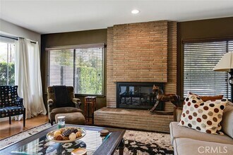 5029 Westpark Dr in Los Angeles, CA - Building Photo - Building Photo