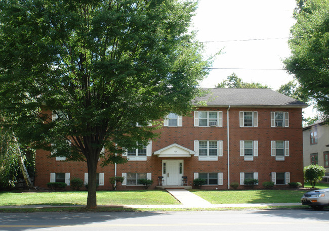 929 W 4th St in Williamsport, PA - Building Photo - Building Photo