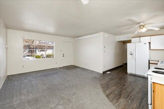 8849 Len Ct in Prescott Valley, AZ - Building Photo - Building Photo