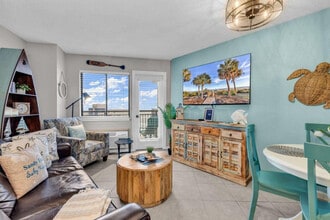 2001 S Ocean Blvd in Myrtle Beach, SC - Building Photo - Building Photo