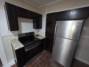 4074 Skiff St in Kirtland, OH - Foto de edificio - Building Photo