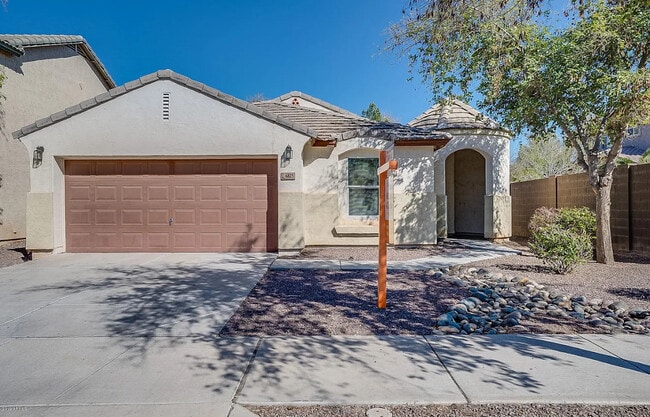property at 6825 S 38th Ln