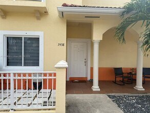 7458 NW 179th Terrace in Hialeah, FL - Building Photo - Building Photo