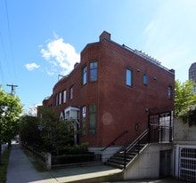 Boxwood Green in Vancouver, BC - Building Photo