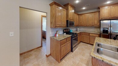 1411 Scenic Ridge in Elgin, OK - Building Photo - Building Photo