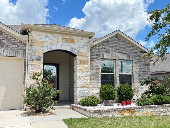 property at 105 Pearland St