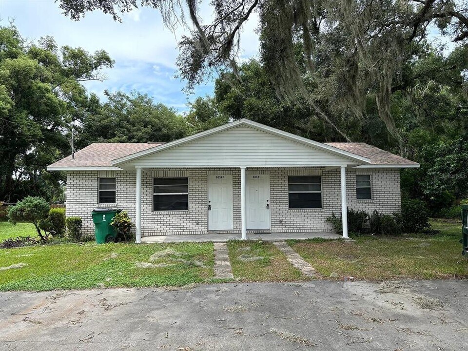38351 A Ave in Zephyrhills, FL - Building Photo