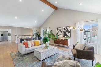 30 Shepardson Ln in Alameda, CA - Building Photo - Building Photo