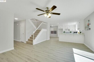 2490 Ponte Mira Way in Tracy, CA - Building Photo - Building Photo