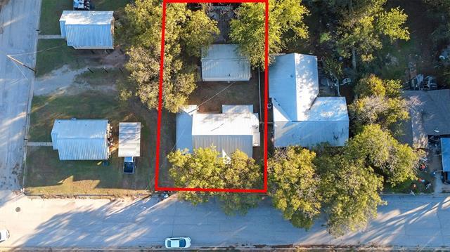 611 W College St in Jacksboro, TX - Building Photo - Building Photo