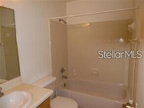 4862 S Semoran Blvd in Orlando, FL - Building Photo - Building Photo