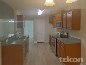 275 Galway Ln in Hampton, GA - Building Photo - Building Photo