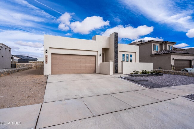252 Emerald Sun Dr in Horizon City, TX - Building Photo - Building Photo
