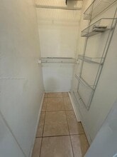 633 Mokena Dr in Miami Springs, FL - Building Photo - Building Photo