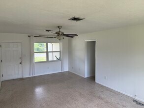 1008 Malone Dr in Orlando, FL - Building Photo - Building Photo