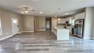 8600 Castile Rd in Sebring, FL - Building Photo - Building Photo