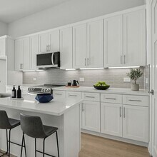 13351 Goodland St in Dallas, TX - Foto de edificio - Building Photo