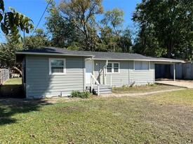 2345 Little Pocket Rd in Dallas, TX - Building Photo