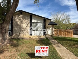 7131 Cork Dr in San Antonio, TX - Building Photo