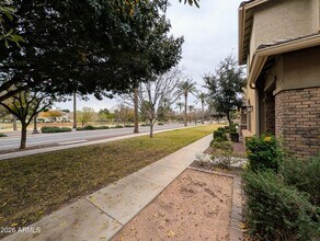 923 S Osborn Ln in Gilbert, AZ - Building Photo - Building Photo