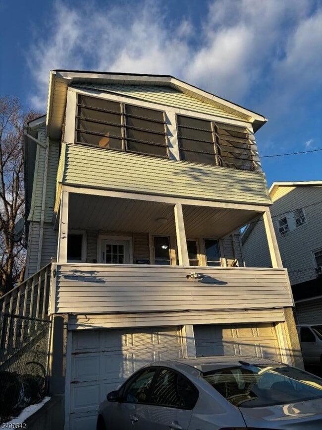 property at 8 N 12th St