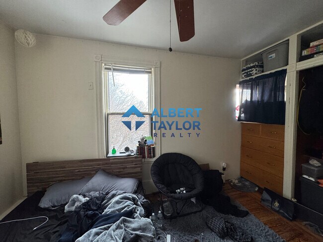 53 Lawn St, Unit 2