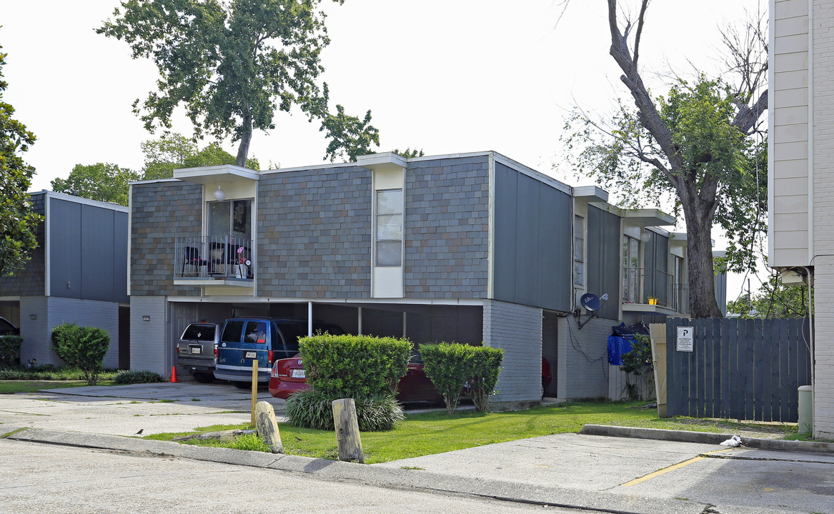 1017 Carrollton Ave in Metairie, LA - Building Photo