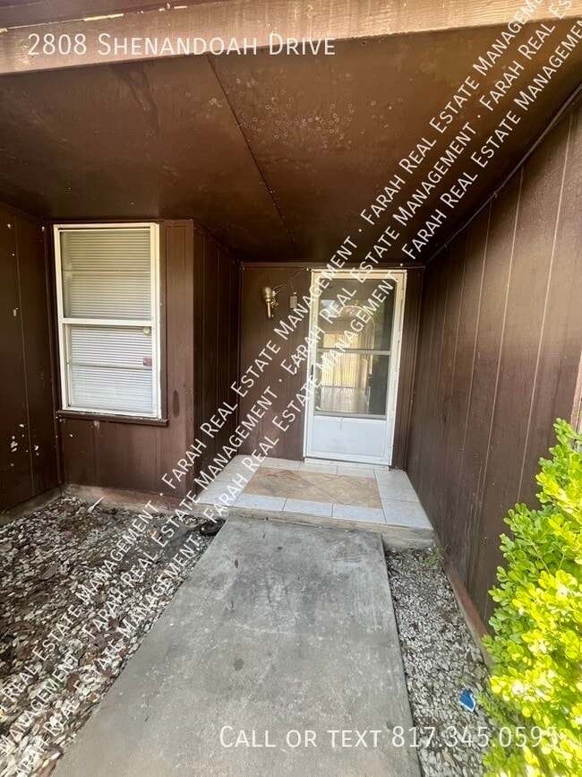 2808 Shenandoah Dr in Arlington, TX - Building Photo - Building Photo