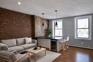 349 Sumner St, Unit 3 in Boston, MA - Building Photo