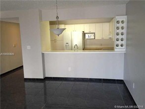 16531 NE 35th Ave-Unit -10C in North Miami Beach, FL - Building Photo - Building Photo