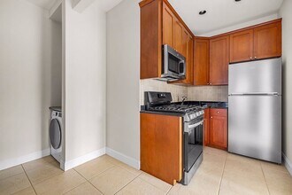 375 Dean St, Unit 2 in Brooklyn, NY - Building Photo - Building Photo