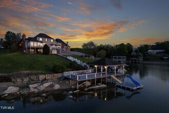 248 Cross Anchor Pl in Piney Flats, TN - Building Photo - Building Photo