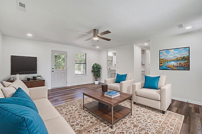 114 Langley Dr in Summerville, SC - Building Photo - Building Photo