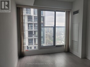 181-3181 Dundas St E in Toronto, ON - Building Photo - Building Photo