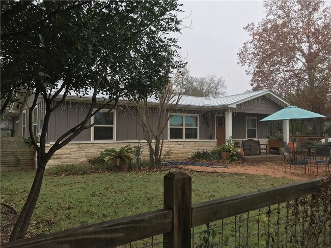 property at 4422 Diane Dr