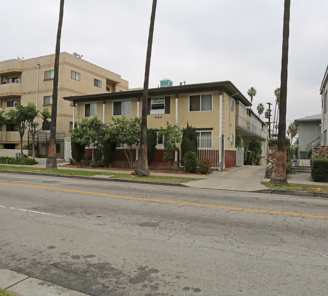 442 S Normandie Ave in Los Angeles, CA - Building Photo - Building Photo