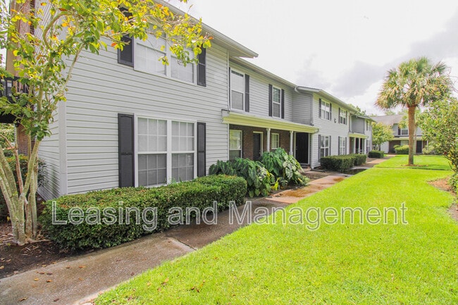 property at 2494 Etiwan Ave