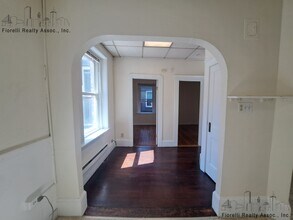 56 Prince St, Unit 4 in Boston, MA - Building Photo - Building Photo